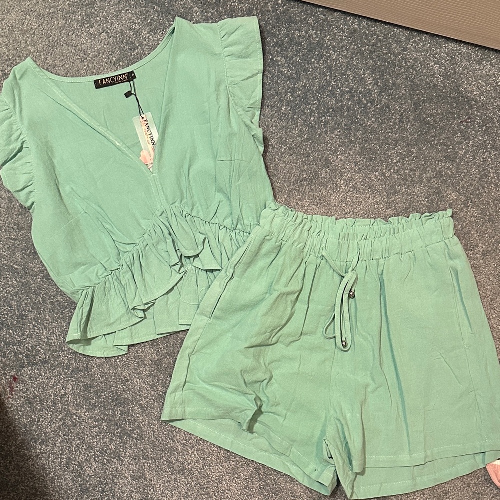 Fancy Inn Mint Green Top and Shorts Set